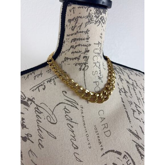 B13 Monet Choker Gold Tone Chunky Chain Vintage Statement Signed Old Money - Picture 3 of 6